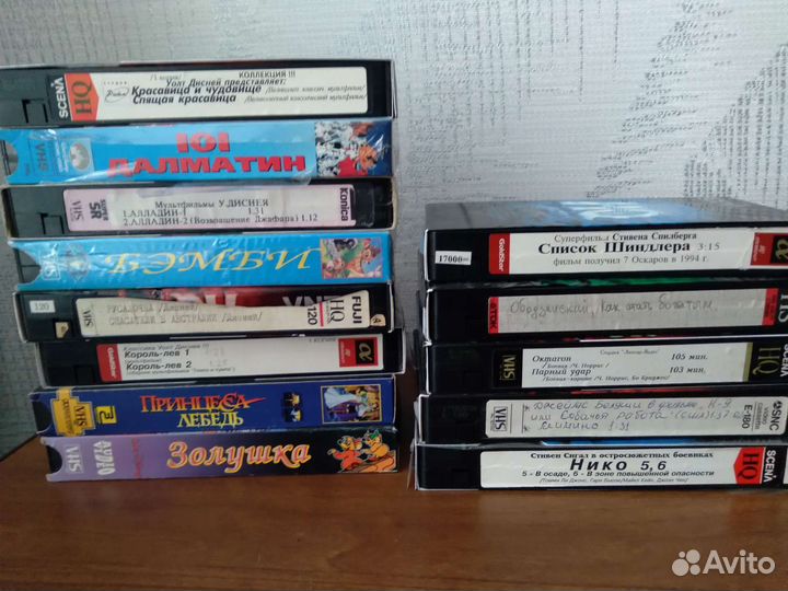 Видеокассеты разные