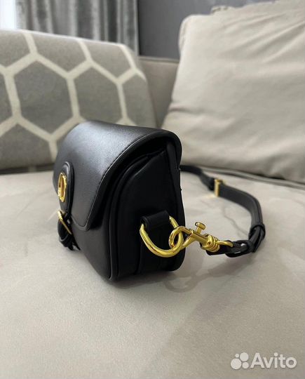 Продам сумочку dior