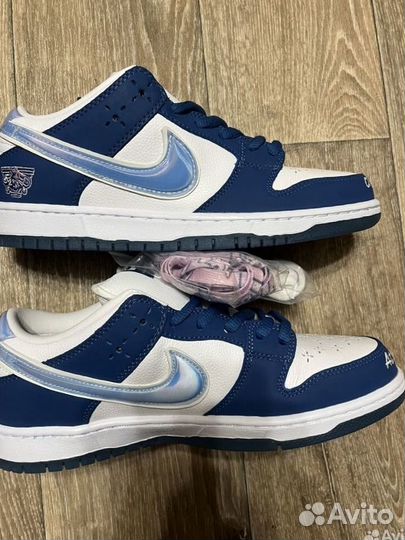 Nike sb dunk born x raised