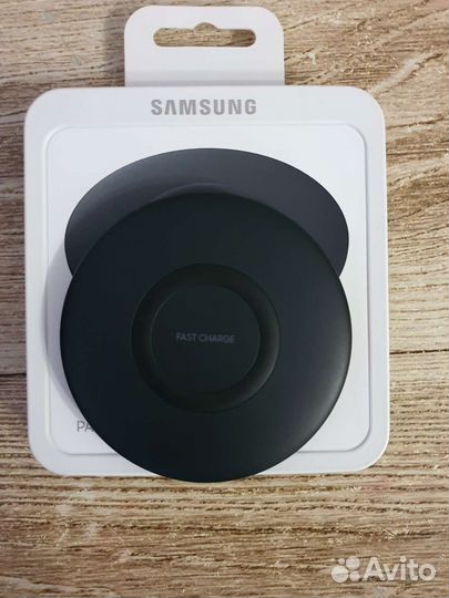 Беспроводная зарядка Samsung EP-P1100 Оригинал