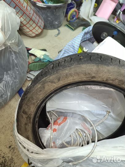 Chaoyang SU318A 235/50 R19