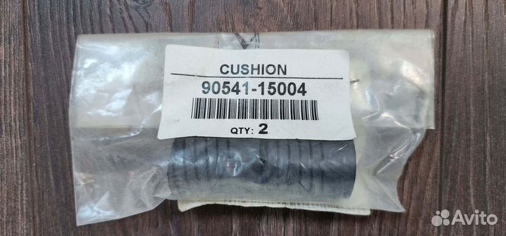 Отбойник капота