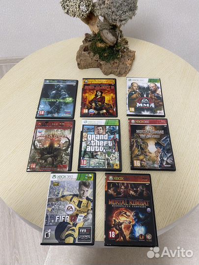 Xbox 360 и диски с играми
