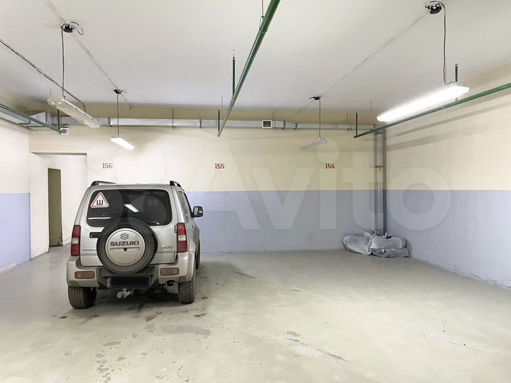 Машиноместо, 11 м²