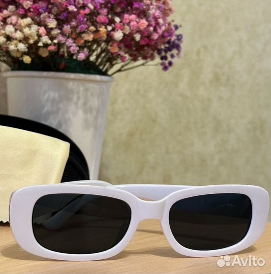 Солнцезащитные очки