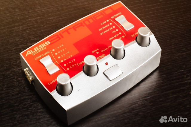 Alesis ModFX Bitrman Примочка Эффект Педаль