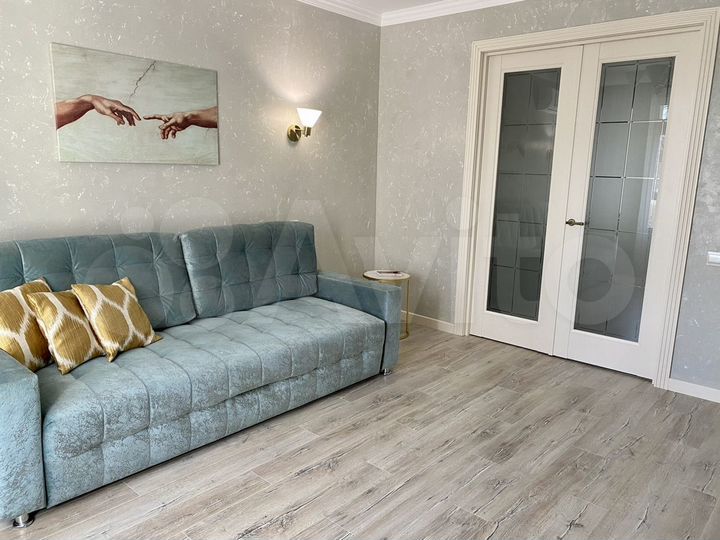 2-к. квартира, 54 м², 2/3 эт.