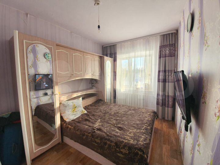 2-к. квартира, 54 м², 3/9 эт.