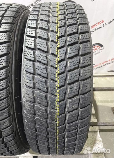 Roadstone Winguard SUV 215/65 R16 95N