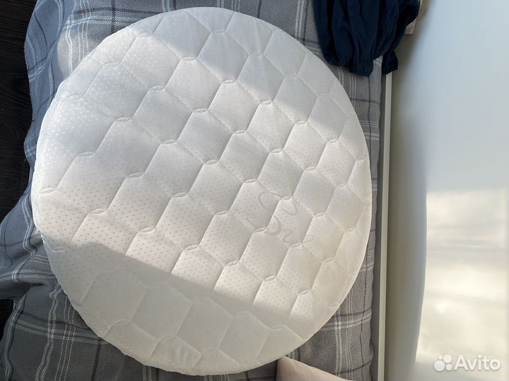 Матрас в круглую кроватку 75 см