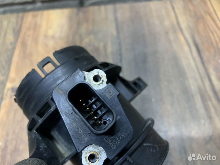 Ford Focus 3 Расходомер воздуха (массметр)