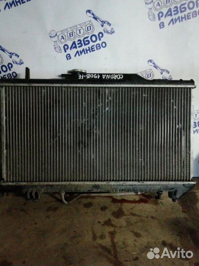 Радиатор охлаждения двигателя Toyota Corona ST190