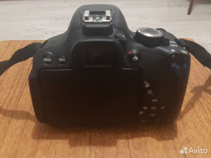 Зеркальный фотоаппарат canon 650d