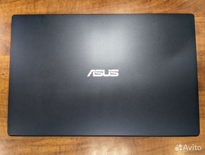 Шустрый asus на Windows 11