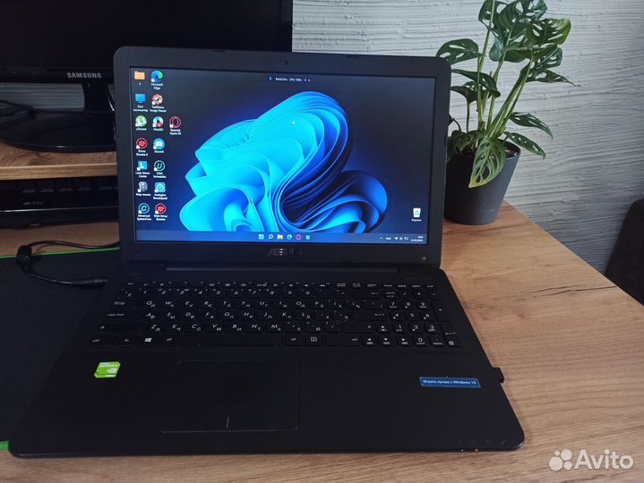 Asus x555l