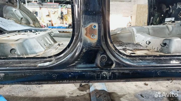 Порог со стойкой правый Great Wall Hover H5. Дефект