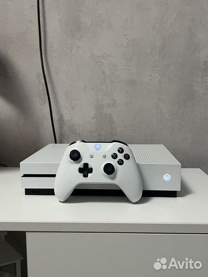 Xbox One s