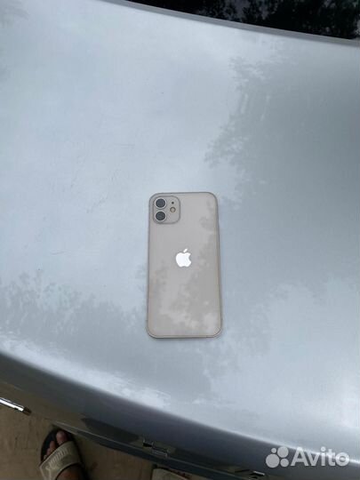 iPhone 12, 64 ГБ