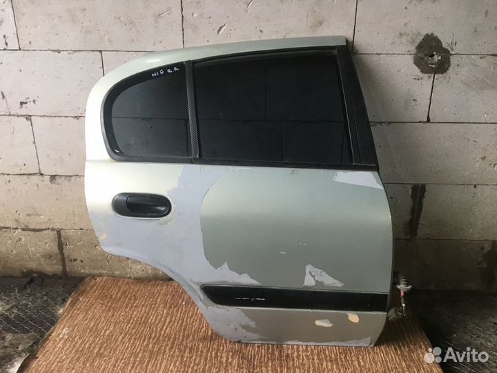 Дверь задняя правая Nissan Almera N16
