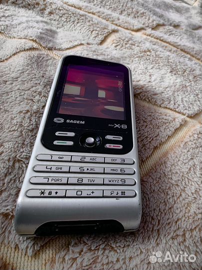 Sagem myX-8