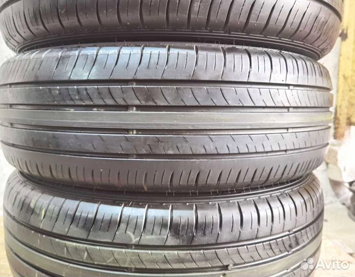 Dunlop Enasave EC300+ 215/60 R17 96H