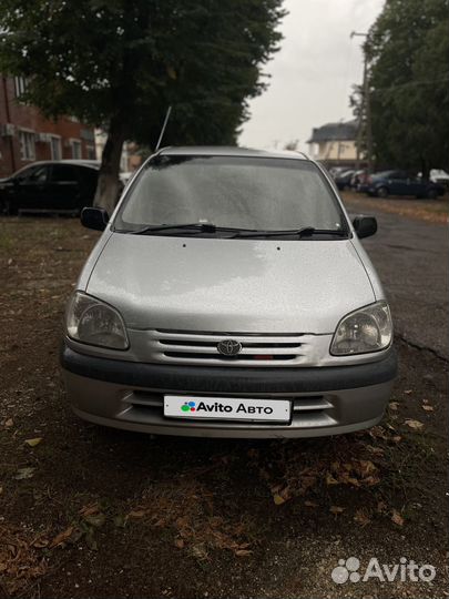 Toyota Raum 1.5 AT, 1998, 298 000 км
