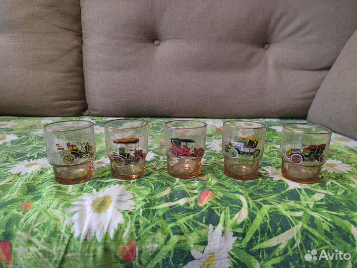 Стаканы с машинками