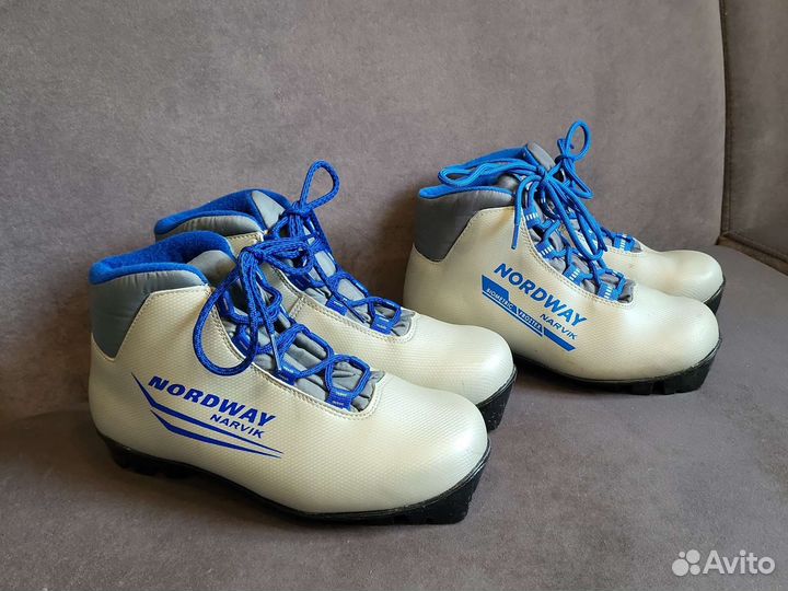Лыжные ботинки Nordway р.34 и р.38