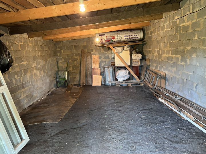 Дом 25 м² на участке 12 сот.