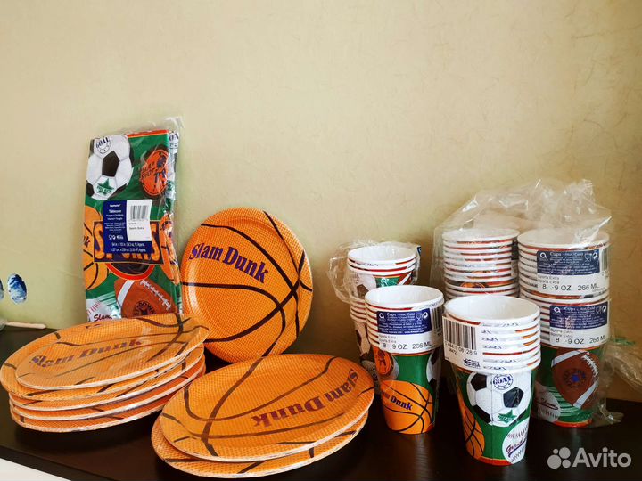 Одноразовая посуда для спортивного праздника, США