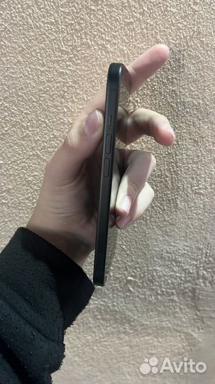 iPhone 15, 128 ГБ