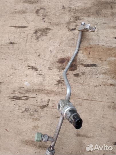 Трубка кондиционера с датчиком Suzuki wagon r soli