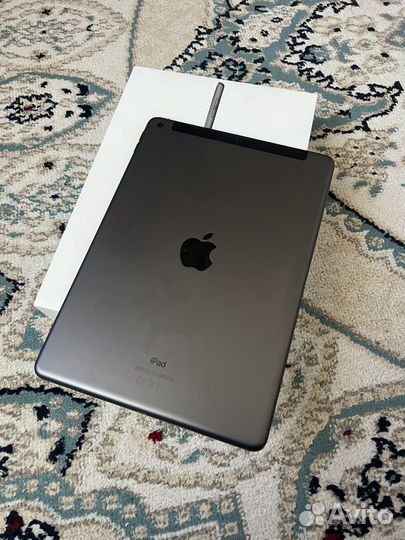 iPad 8 sim+wi-fi