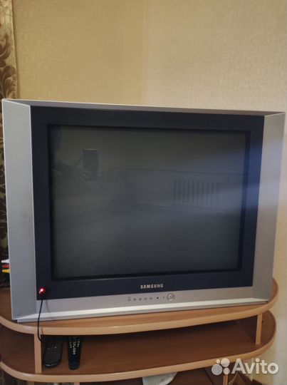 Телевизор samsung