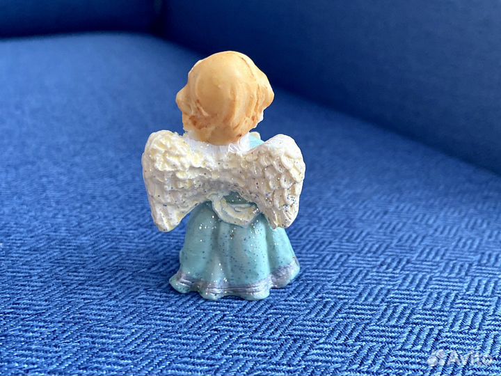 Фигурка ангел с книгой статуэтка / сувенир