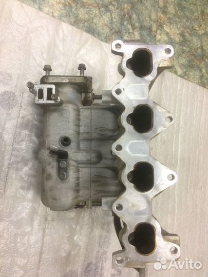 Впускной коллектор Hyundai Getz Гетц 1.4 G4EE