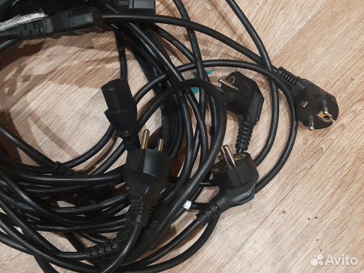 Кабель питания для компьютера