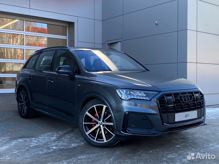 Audi Q7 3.0 AT, 2023