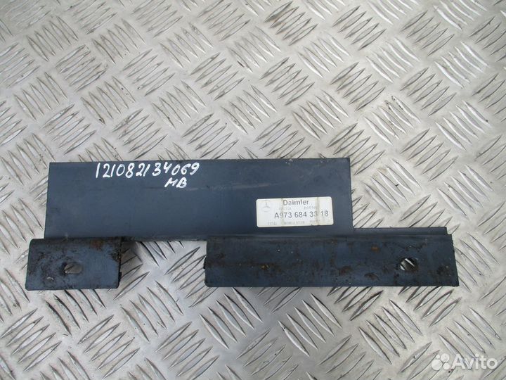 Направляющая электропроводки Mercedes-Benz A973684