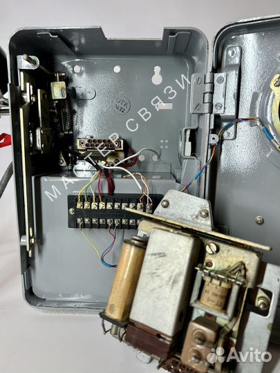 Советский таксофон А М Т - 69. К работе готов