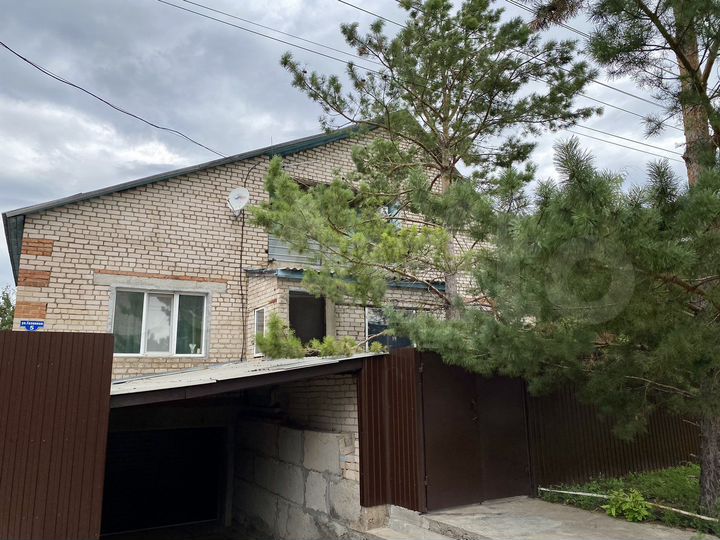 Дом 265 м² на участке 10 сот.