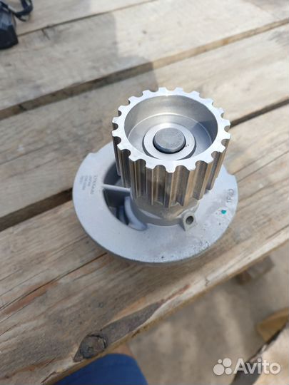 Помпа chevrolet cruze