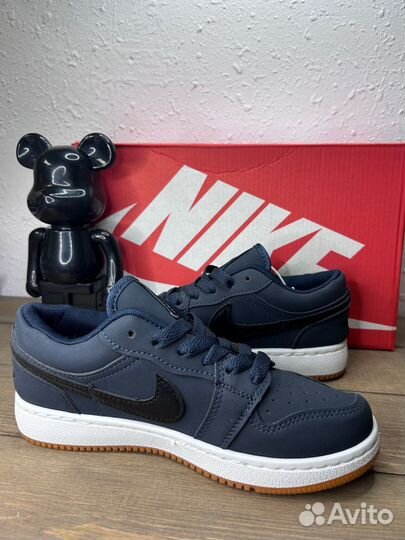 Кроссовки женские Nike SB