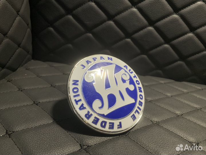 Эмблема JAF - на решетку