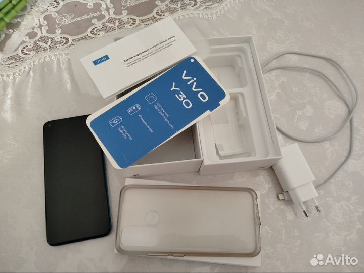Смартфон vivo y30
