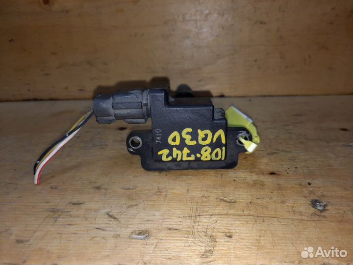 Катушка зажигания Nissan Cedric HY33 VQ30DE 1997