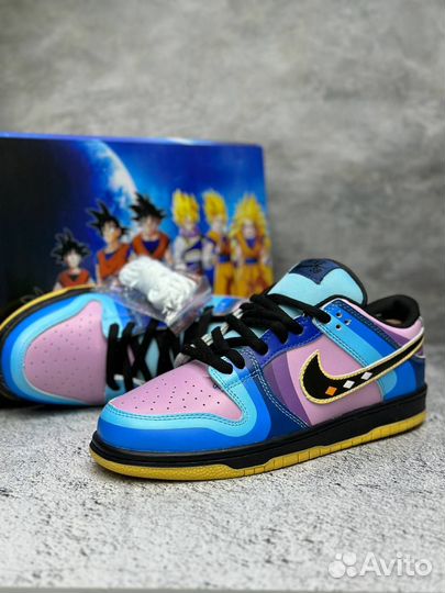 Кроссовки Nike SB Dunk Low Pro