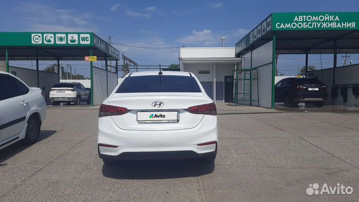 Hyundai Solaris 1.4 AT, 2019, 294 000 км