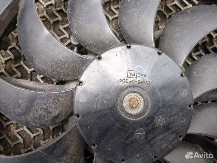 Вентилятор радиатора Infiniti EX35, 2011