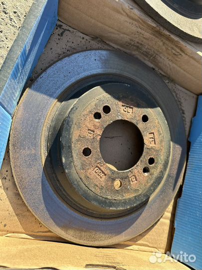 Диски тормозные задние Tucson Sportage 4 эл ручник